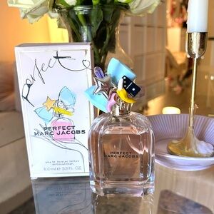 Perfect Marc Jacobs perfume
